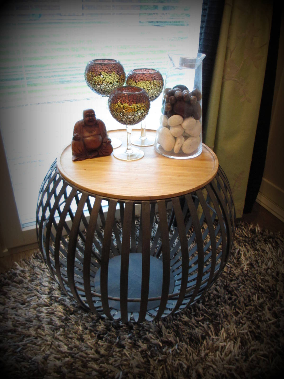 Marikan SisustusStudion tyhjästä paperista ( tietokone pohjasta) itse suunniteltu ja luotu koti, oma koti vuosista 2011-- >> Omakotitalossa on tehty kokonaisvaltaisesti tilasuunnittelu, valaistusssuunnittelu, kiintokalustesuunnittelu, pintasuunnittelu, tekstiilisuunnittelu ja pienesineiden stailausta. Koti oli esillä Meidän Talo lehdessä vuonna 2013. Tilasuunnittelija Marika Piekkala, sisustussuunnittelija Tampere.