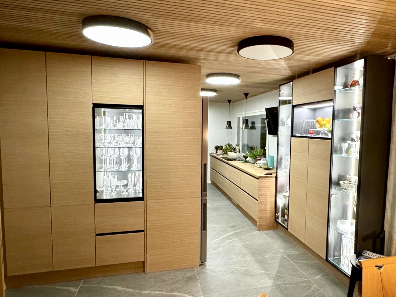 Uudistettu Keittiö Sääksmäellä- Lempäälä- Sääksjärvi - Tampere - Marika Piekkala - Marikan SisustusStudio - kokonaisvaltainen keittiöremontti