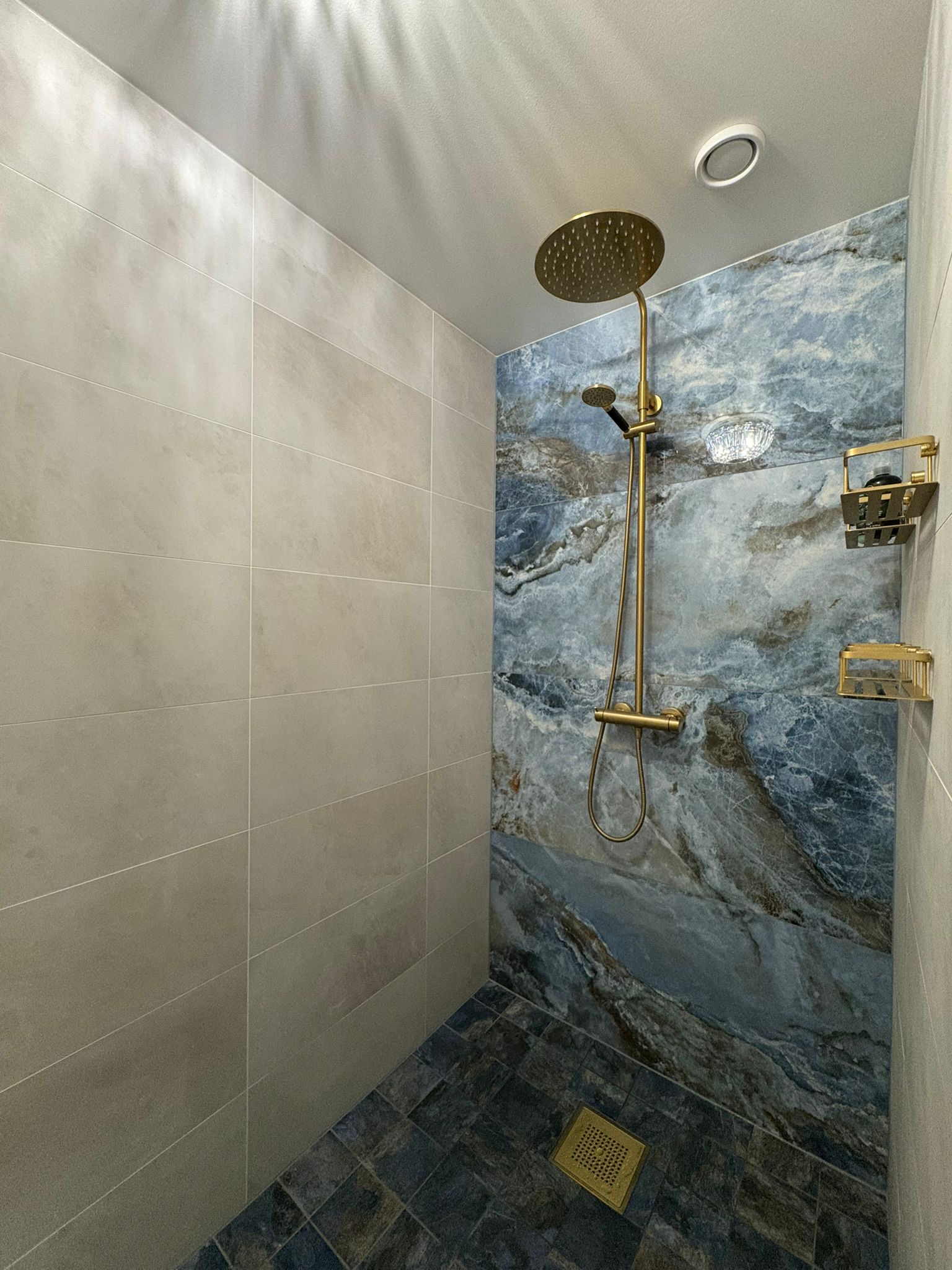 Sisustussuunnittelija Tampere kokemuksia, Marika Piekkala, Marikan SisustusStudio, Pirkanmaa, Ylöjärvi, sisustussuunnittelua rakkaudella yksityisiin ja julkisiin kohteisiin. Tampereen rintamamiestalon kokonaisvaltainen uudistus. Sisustussuunnittelija Tampere, Ylöjärvi, Nokia, koko Suomi. Toteutus ja kuvat: Tiilenpäät Oy