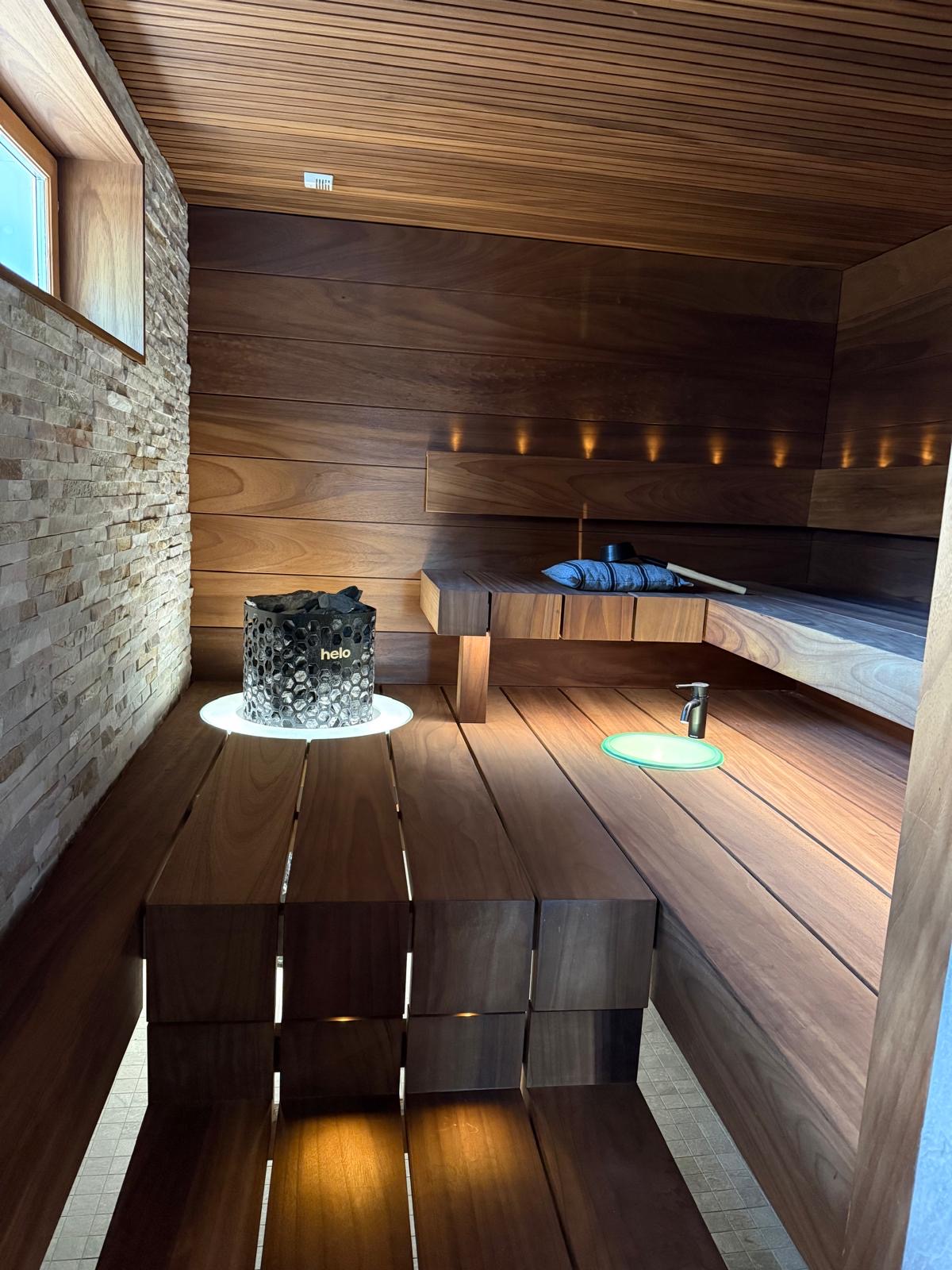Sisustussuunnittelu Marikan SisustusStudio, Marika Piekkala, Valkeakoski, Lempäälä, Sääksmäki, Tampere, Pirkanmaa, Nokia, Ylöjärvi. Tilasuunnittelu, valaistussuunnittelu, pintasuunnittelu, huonekalusuunnittelu ja tekstiilisuunnittelu.