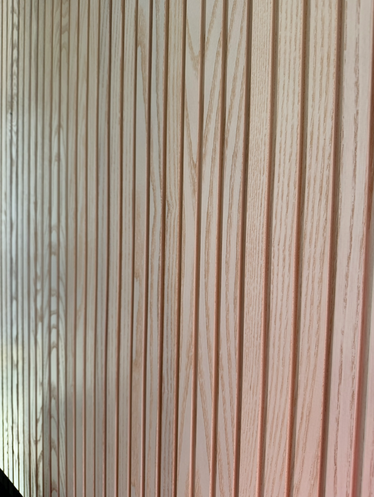 Pirkanmaa, kokonaisvaltainen mökin suunnittelu. Pintasuunnittelu, valaistussuunnittelu, kiintokalustesuunnittelu ja tilasuunnittelu. Tupa ja sauna uudiskohde, sisustussuunnittelu Marika Piekkala. Tampere, Nokia, Ylöjärvi.